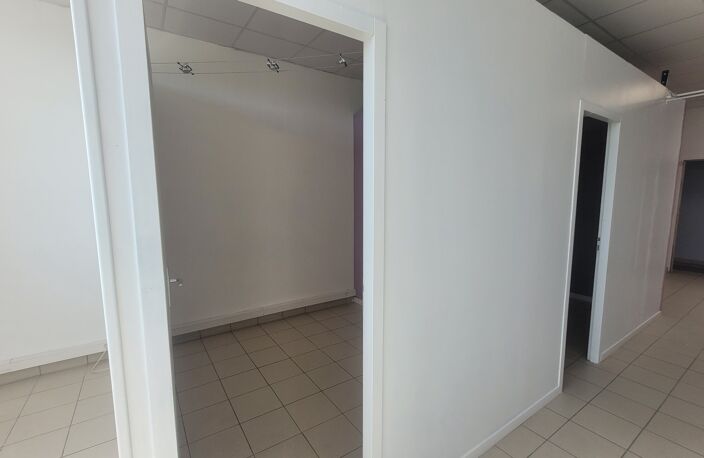 Bureau — photo 5