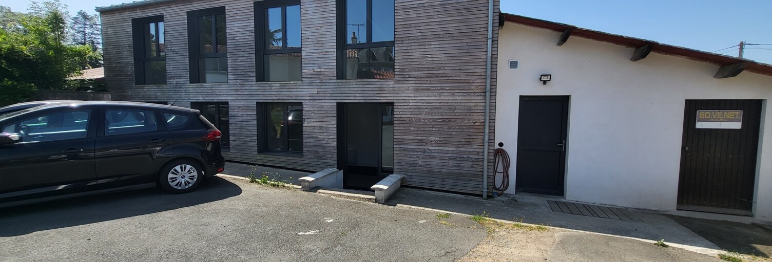 Maison 8 Pièces 200 m² à vendre à Rives-de-l'Yon (85310)