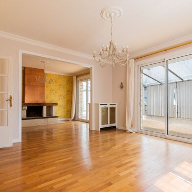 Maison 7 pièces 600000 €