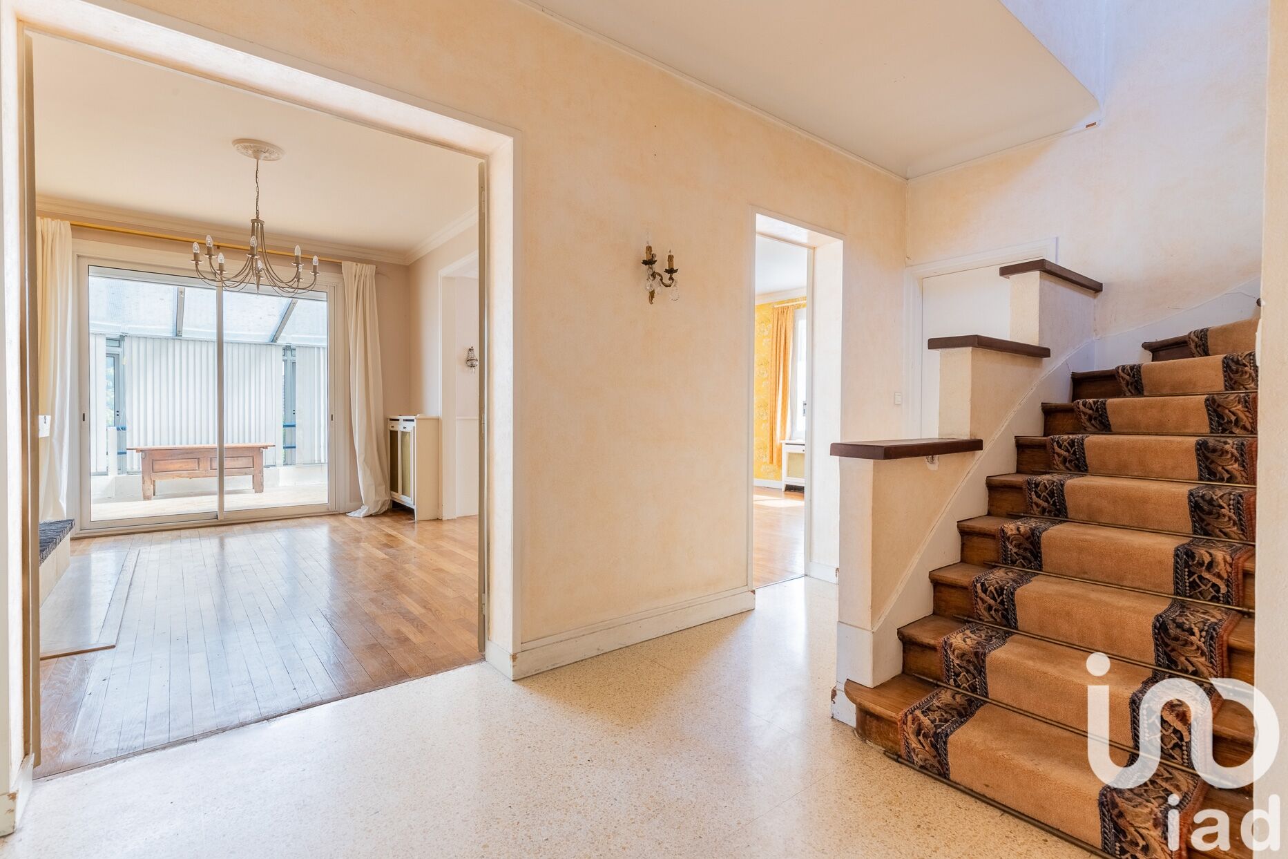 Athis-Mons - 180m² - 7p. - 5ch.