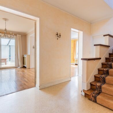 Maison 7 pièces 600000 €