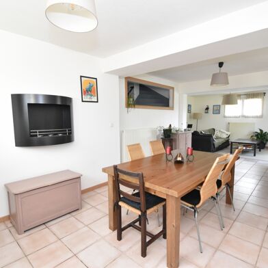 Maison 7 pièces 349000 €