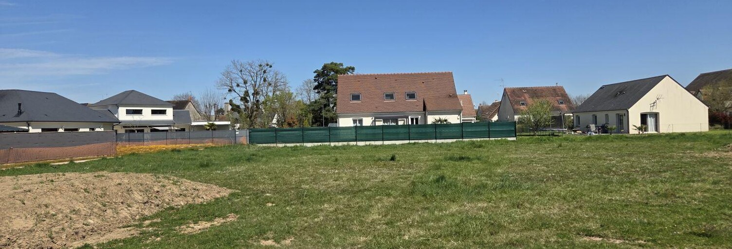 Terrain  1357 m² à vendre à Saint-Gervais-la-Forêt (41350)