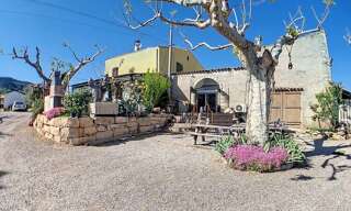 Maison 4 Pièces 142 m² à vendre à Villeneuve (04180)