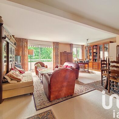 Appartement 4 pièces 248000 €