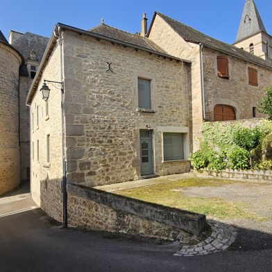 Maison 12 pièces 180700 €