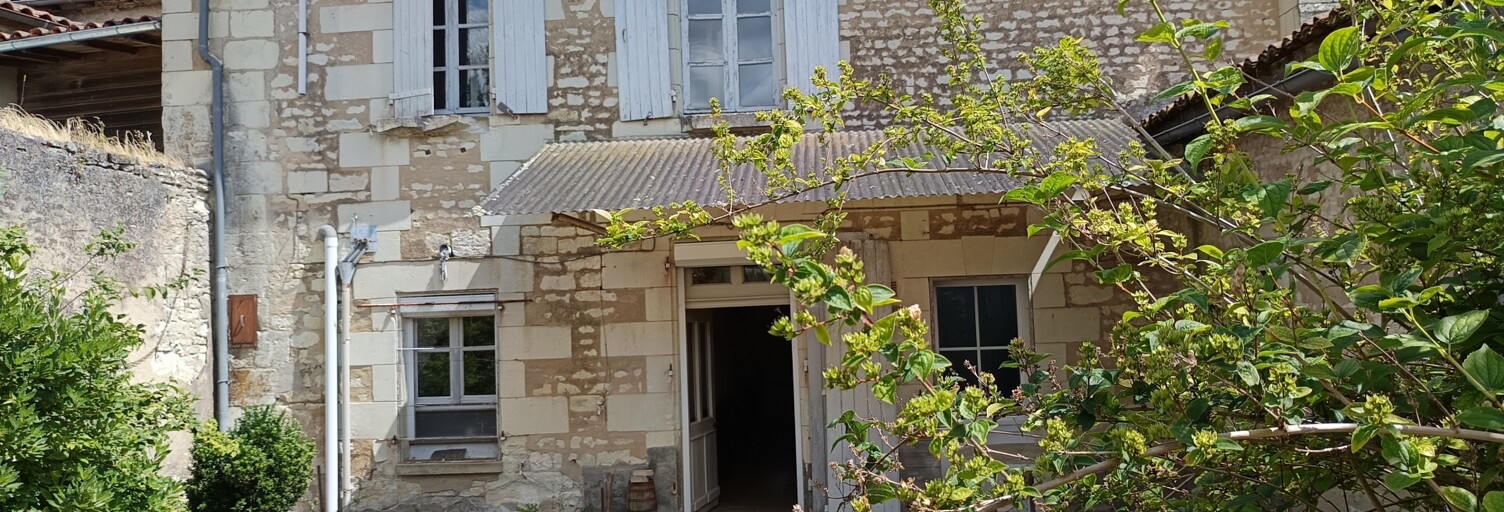 Maison 5 Pièces 100 m² à vendre à Monts-sur-Guesnes (86420)