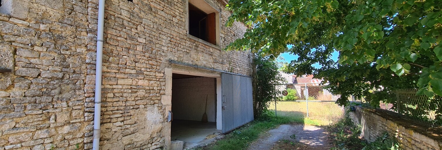 Garage  63 m² à vendre à Les Touches-de-Périgny (17160)
