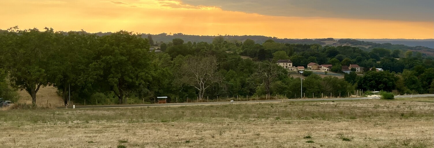 Terrain  2210 m² à vendre à Tamniès (24620)