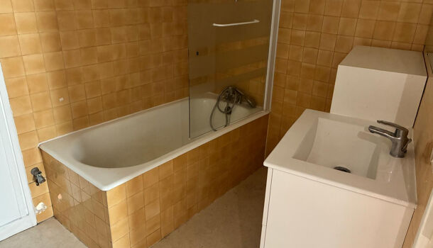 Appartement 3 pièces  à louer Valence 26000