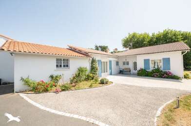 Maison 4 pièces 437808 €