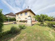 MABLY, Maison élevée sur sous-sol sur 716m2 de terrain — photo 2