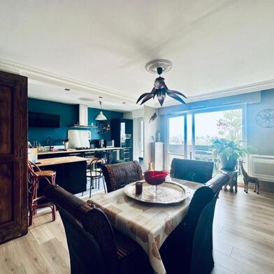 Appartement 4 pièces 259000 €