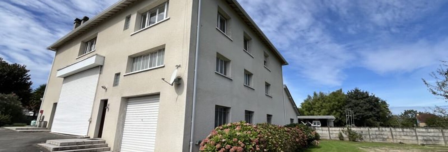 Maison 10 Pièces 330 m² à vendre à Gelos (64110)