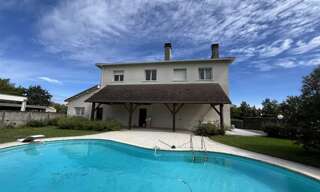 Maison 10 Pièces 330 m² à vendre à Gelos (64110)