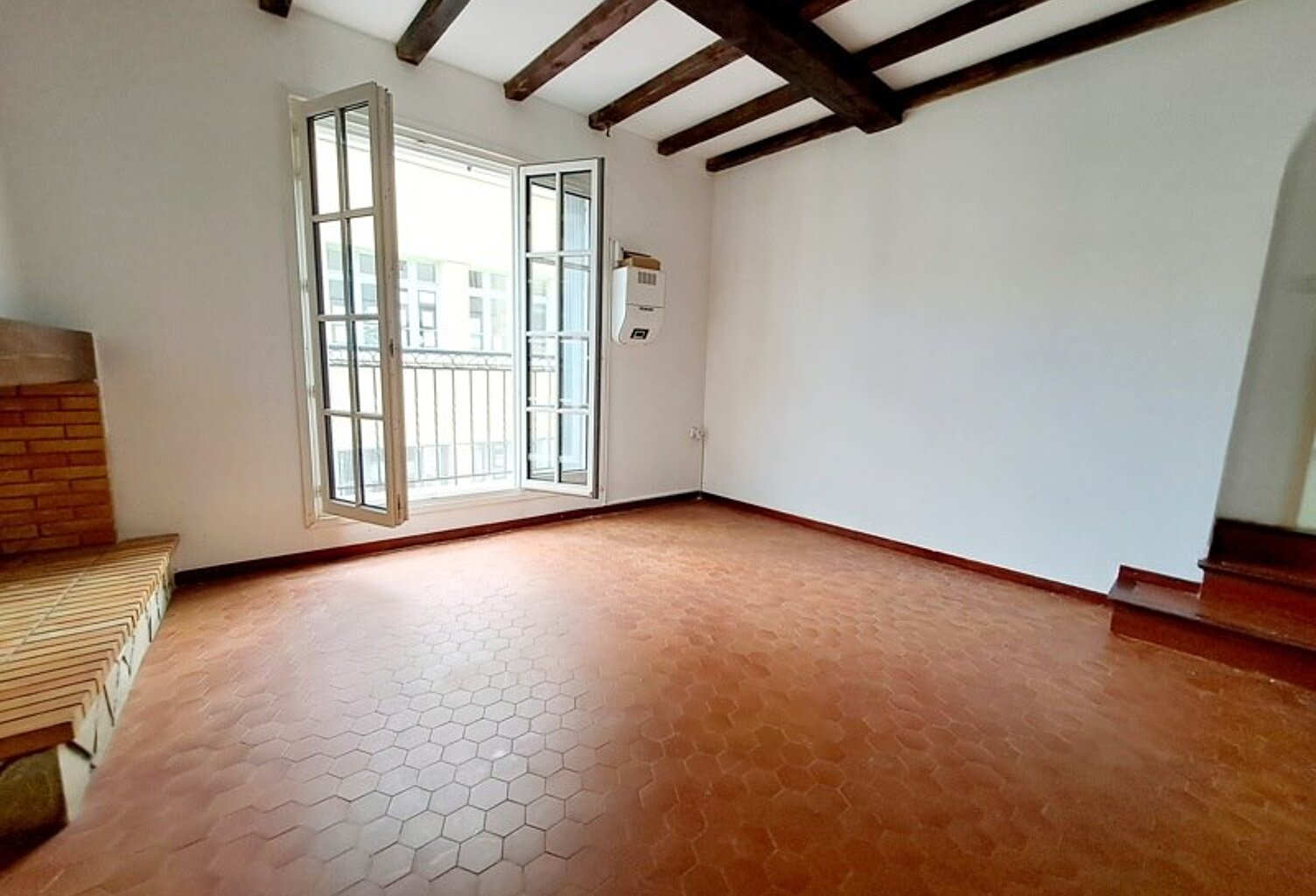 Vente immeuble   Béziers (34500) — photo 1