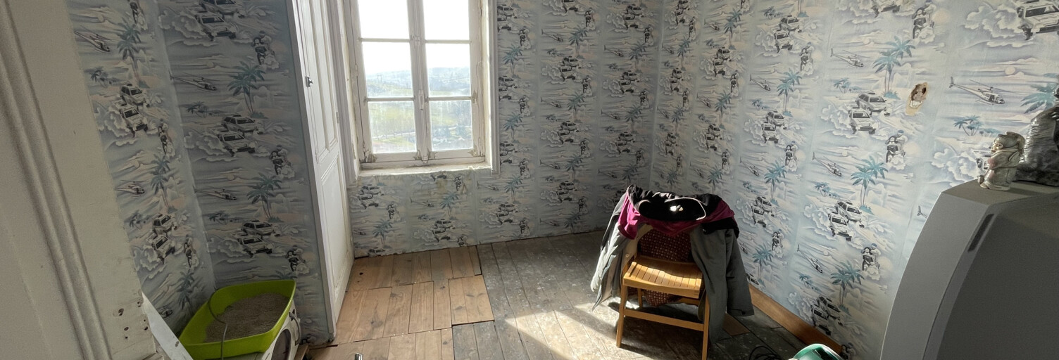 Immeuble  160 m² à vendre à Thizy-les-Bourgs (69240)