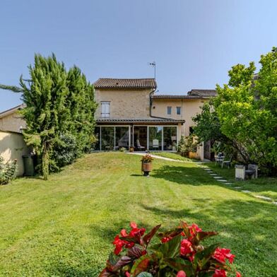 Maison 6 pièces 243992 €