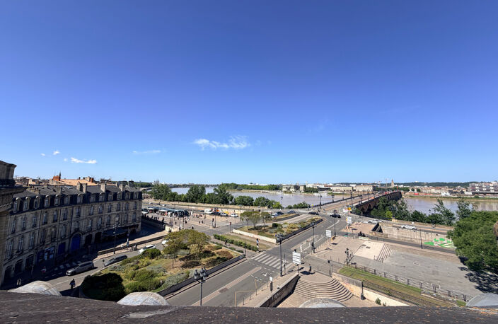 3 pièces avec terrasse- Quartier Saint Michel — photo 2