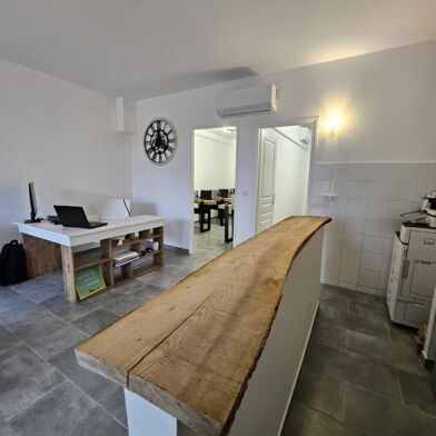 Appartement 3 pièces 700 €