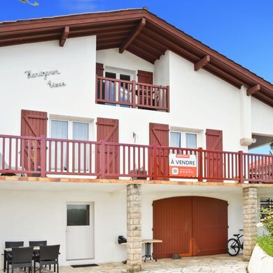 Maison 7 pièces 840000 €