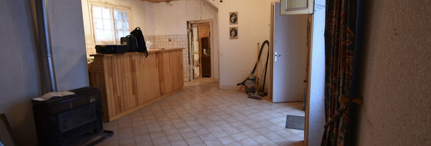 Maison 6 Pièces 107 m² à vendre à Saint-Nicolas-des-Biefs (03250)