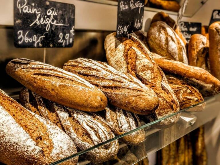 A VENDRE : BAISSE DE PRIX ! BELLE OPPORTUNITÉ À SAISIR – Affaire de pains - pâtisserie et snacking au cœur d'un village provençal — photo 1