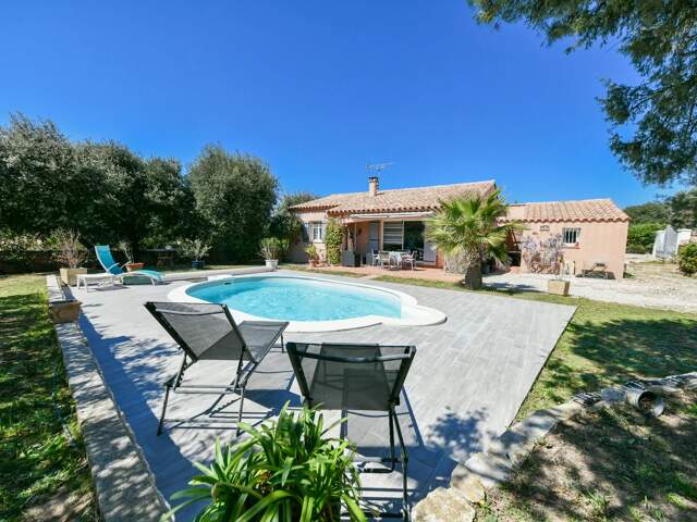 Villa de plain-pied avec piscine - Proche Uzès — photo du bien