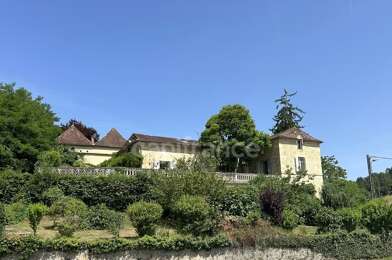 Maison 17 pièces 370000 €