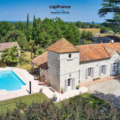 Maison 9 pièces 1090000 €