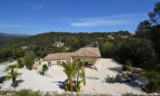 Maison 6 Pièces 186 m² à vendre à Roquefort-les-Pins (06330)