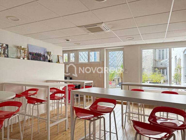 Ensemble immobilier en hypercentre — photo 1