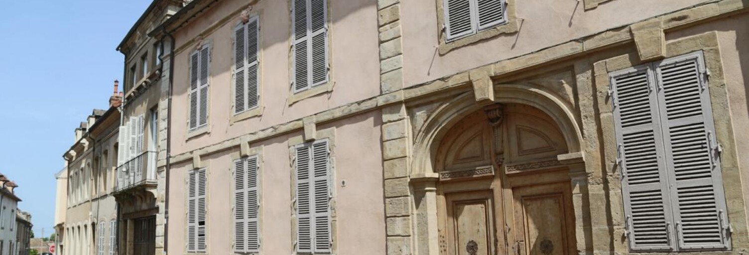 Maison 10 Pièces 390 m² à vendre à Autun (71400)