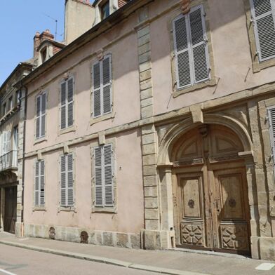 Maison 10 pièces 362000 €