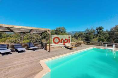 Maison 8 pièces 990000 €