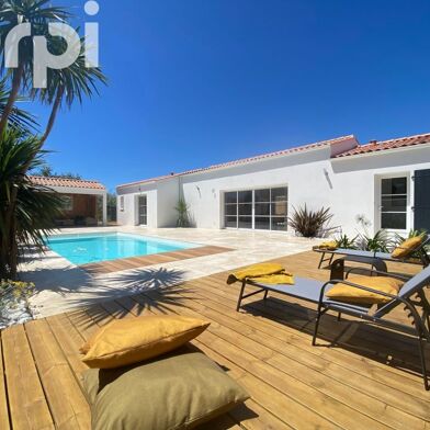 Maison 5 pièces 899500 €