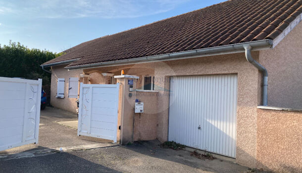 Villa / Maison 5 pièces  à louer Morestel 38510