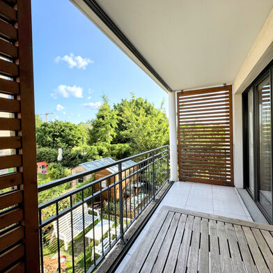 Appartement 4 pièces 367425 €