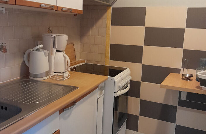 A LOUER T2 MEUBLE A LA ROCHELLE — photo 2