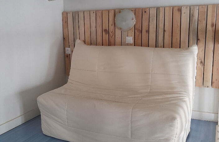 A LOUER T2 MEUBLE A LA ROCHELLE — photo 3