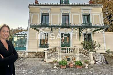 Maison 13 pièces 1086750 €