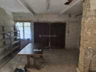 Maison à finir de rénover à La Chartre sur le Loir — photo 2