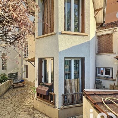 Immeuble  599000 €