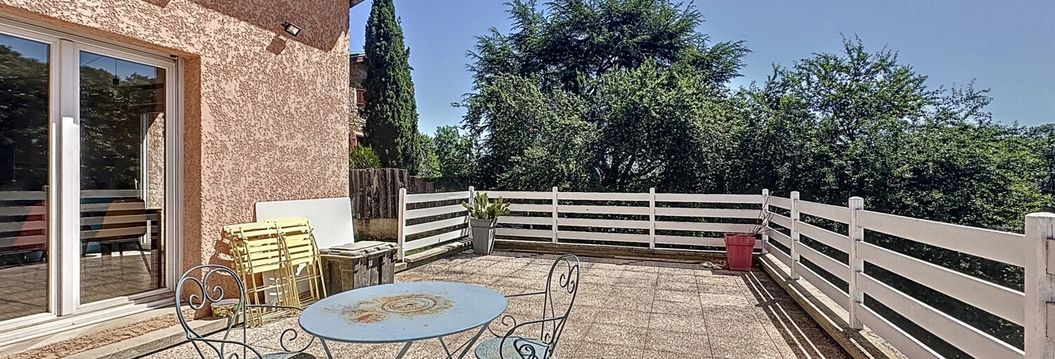 Maison 8 Pièces 234 m² à vendre à Sainte-Consorce (69280)