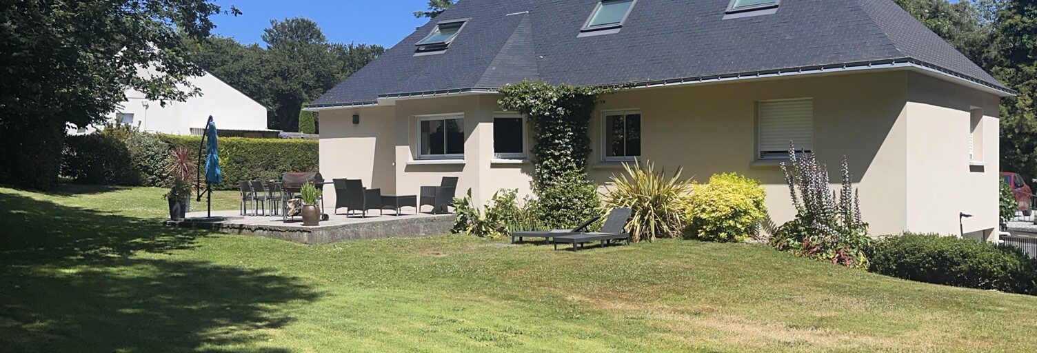 Maison 10 Pièces 178 m² à vendre à Riantec (56670)