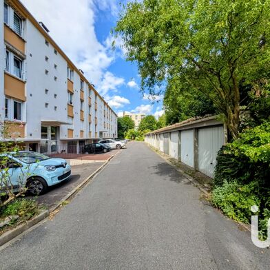 Appartement 4 pièces 185000 €