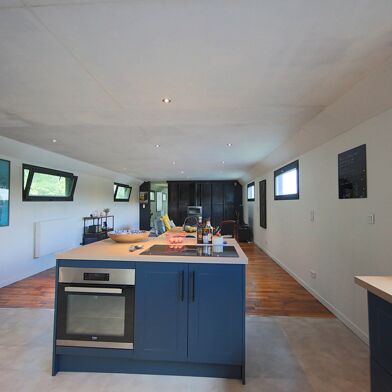 Maison 7 pièces 400000 €