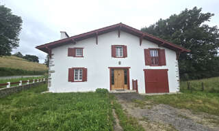 Maison 4 Pièces 101 m² à louer à Béguios (64120)