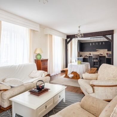 Maison 6 pièces 301815 €