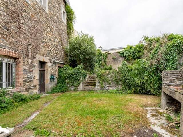 Maison de ville de 6 pièces principales — photo du bien